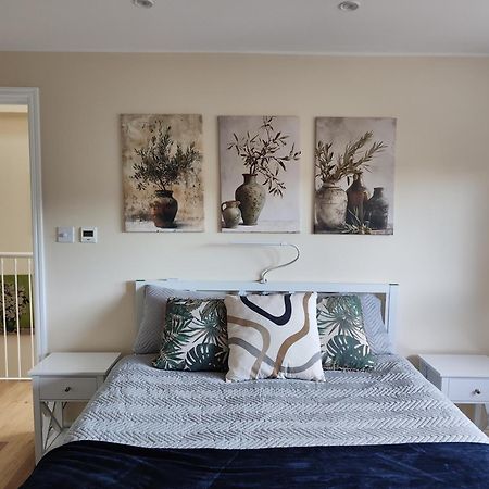 Clifton House O2 & Excel Rooms With Private Bathroom And Breakfast Option Londres Exterior foto
